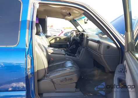 2003 Chevrolet Silverado 1500 Ss z USA, uszkodzony, nr VIN 2GCEK19N031375609